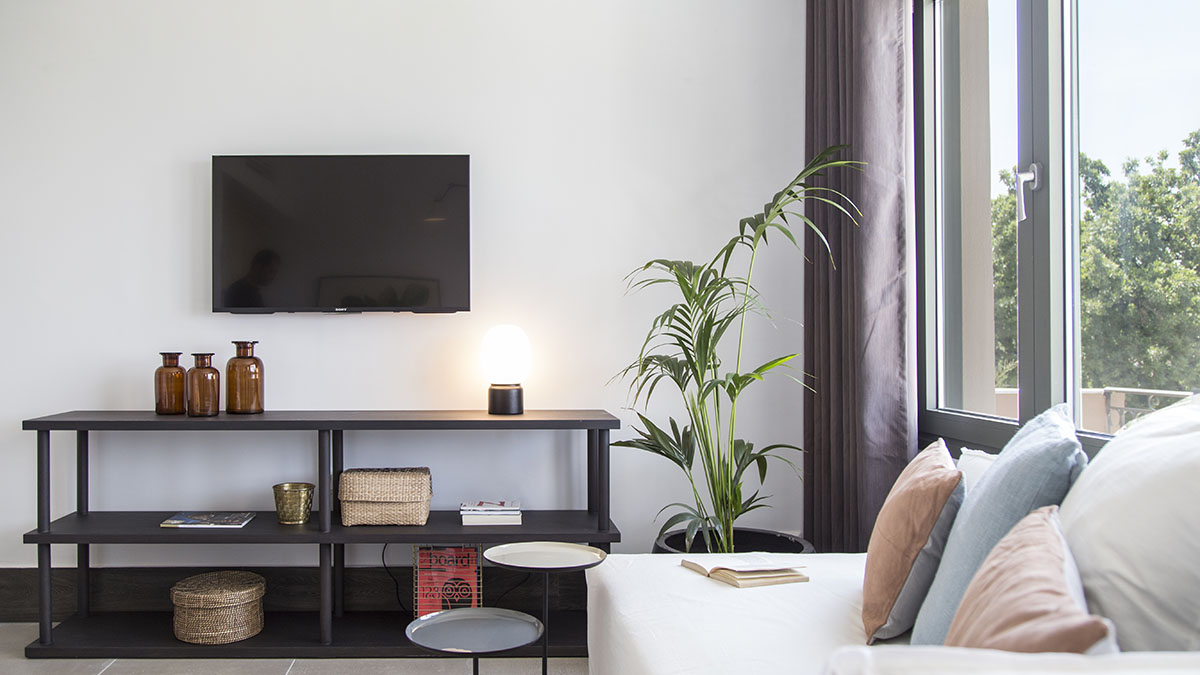 Senior Suite Garden View 