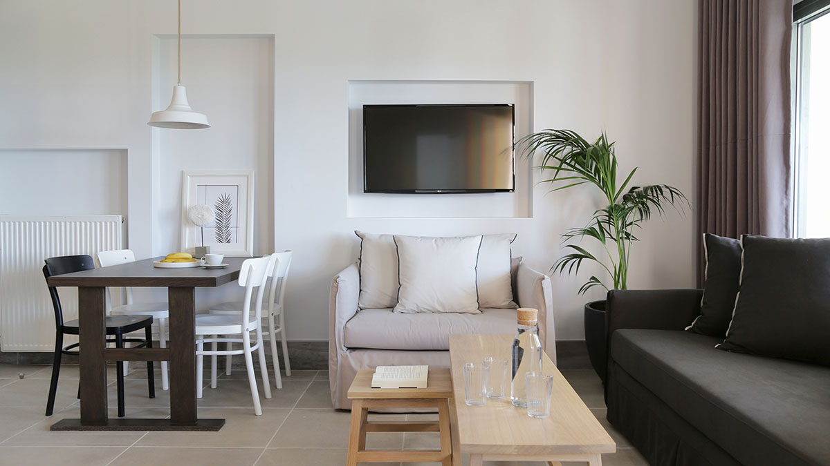 Senior Suite Garden View 