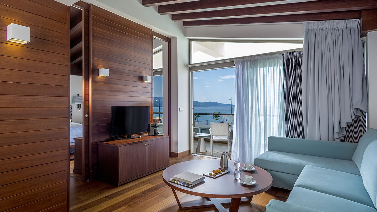 One Bedroom Suite Sea View 