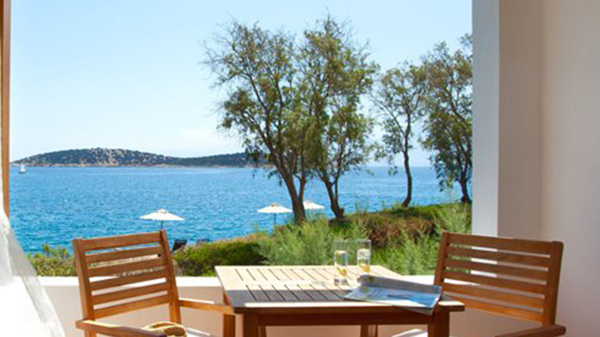 Superior Bungalow Sea Front for Single Use