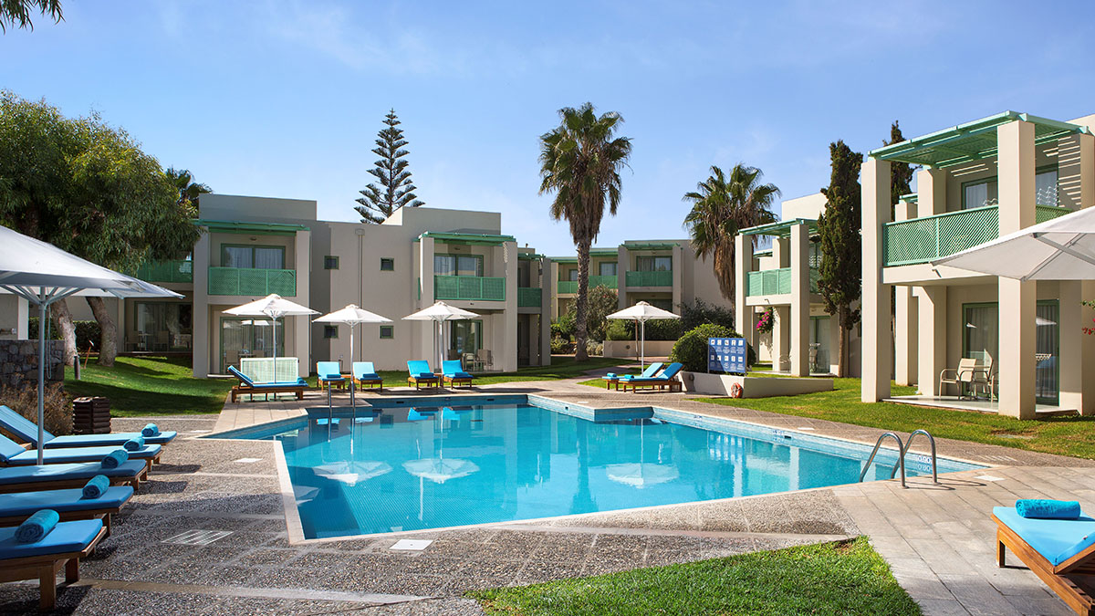 Bungalow Exclusive Pool Front