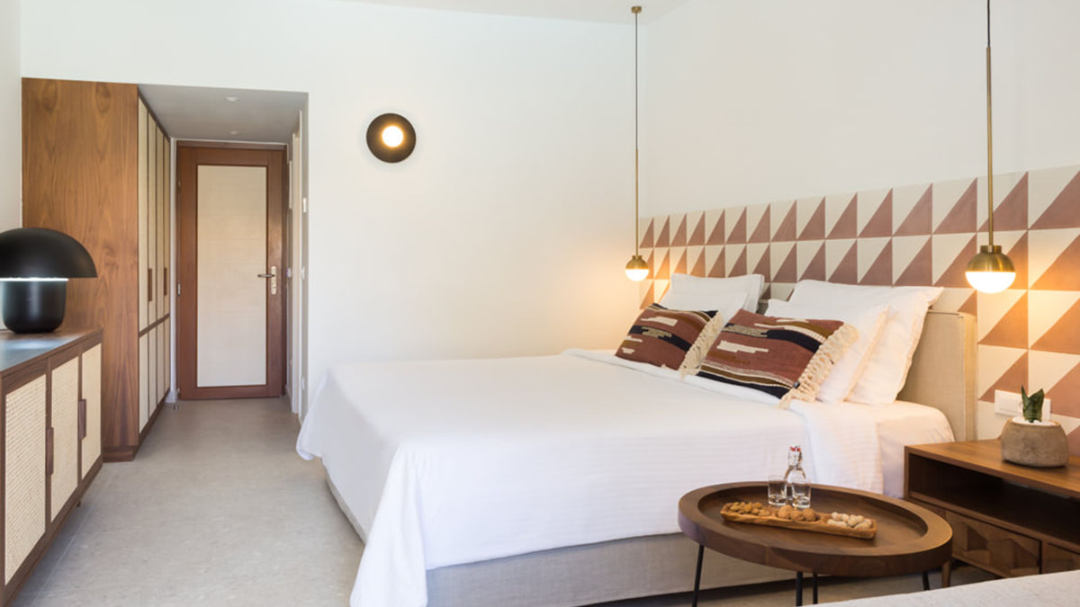 Bungalow Pool Front for single use