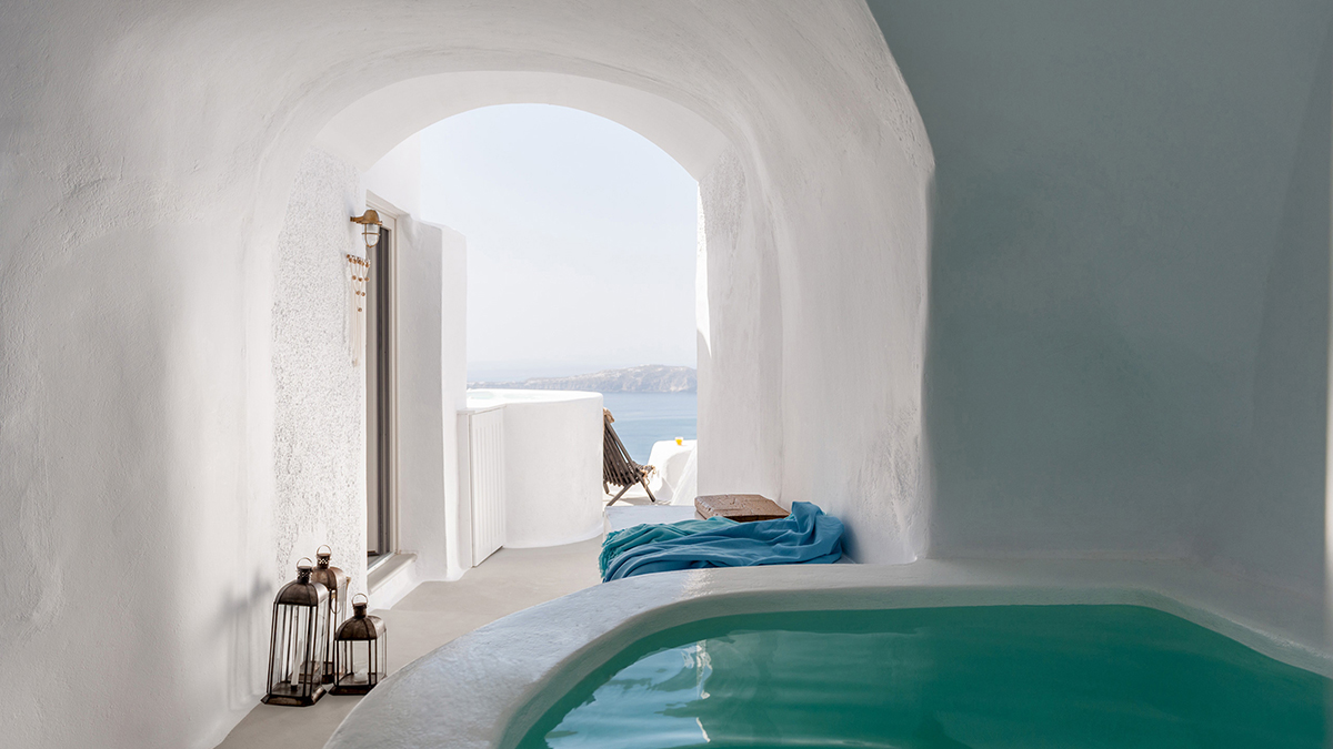 Executive Suite with Cave Jacuzzi