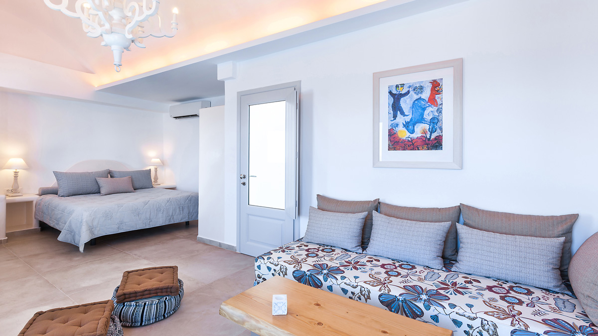 Master Suite with Outdoor Hot Tub Caldera View 