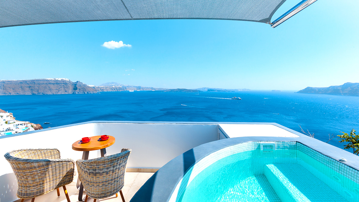 Master Suite with Outdoor Hot Tub Caldera View 