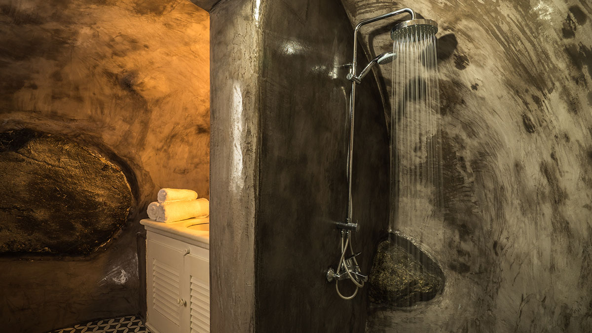 Earth Suite with Jacuzzi Sea View