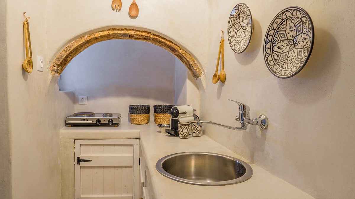 Earth Suite with Jacuzzi Sea View