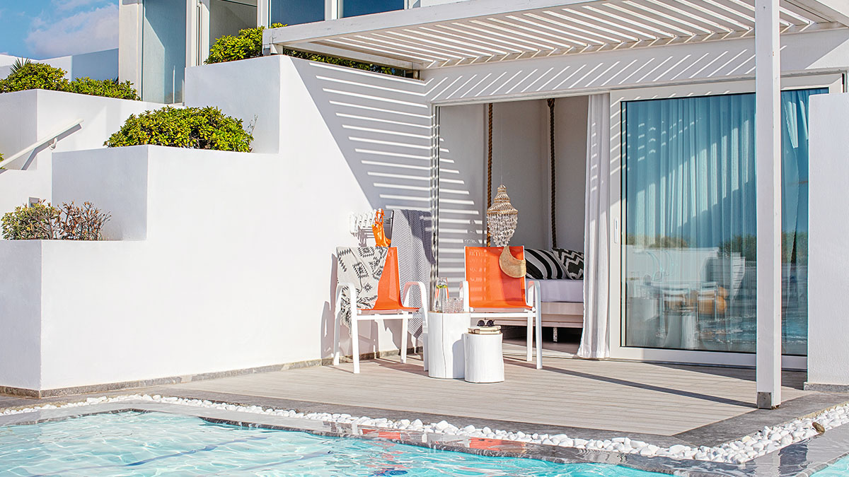 LUX.ME Swim-Up Bungalow Sea View