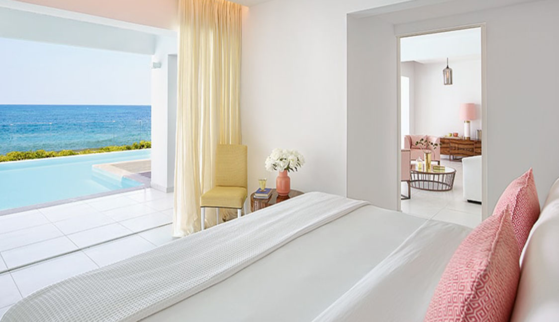 Villa White Seafront Prive Pool Direct Beach Access
