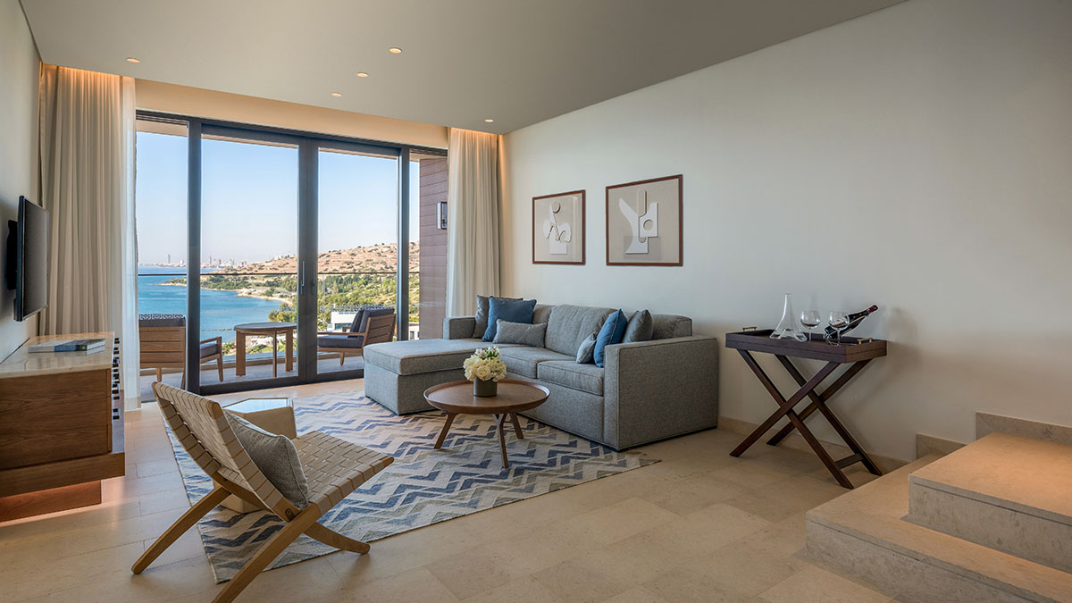 Roof Top Duplex Suite with Private Pool