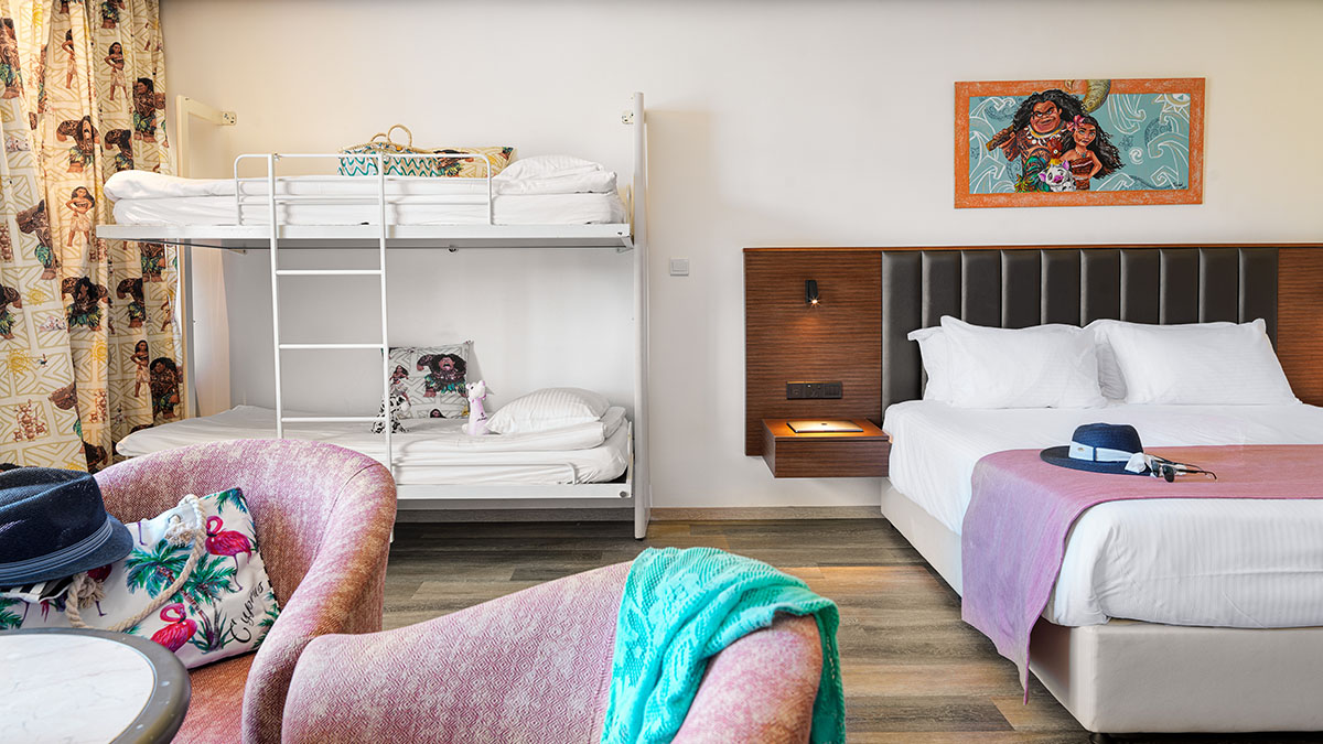 Family Inland View No Balcony