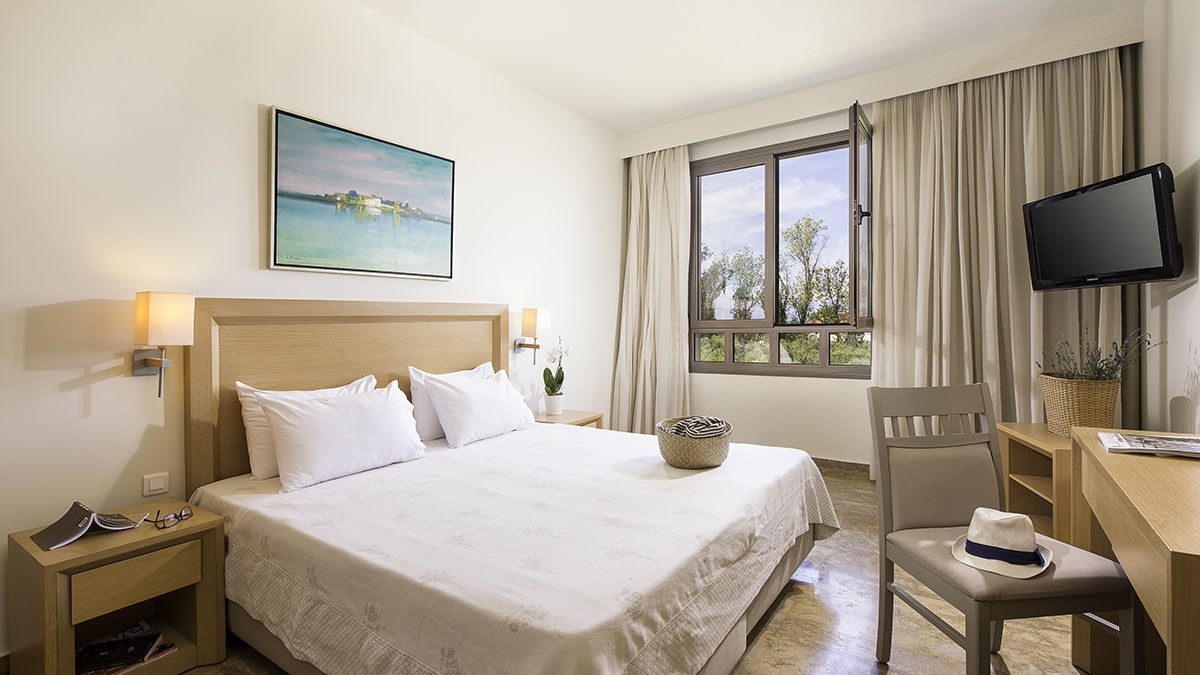 Deluxe Family Suite Sea View