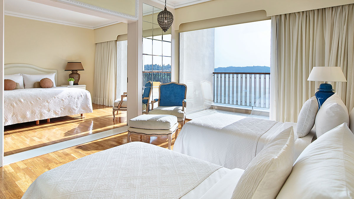 Deluxe Family Suite Sea View