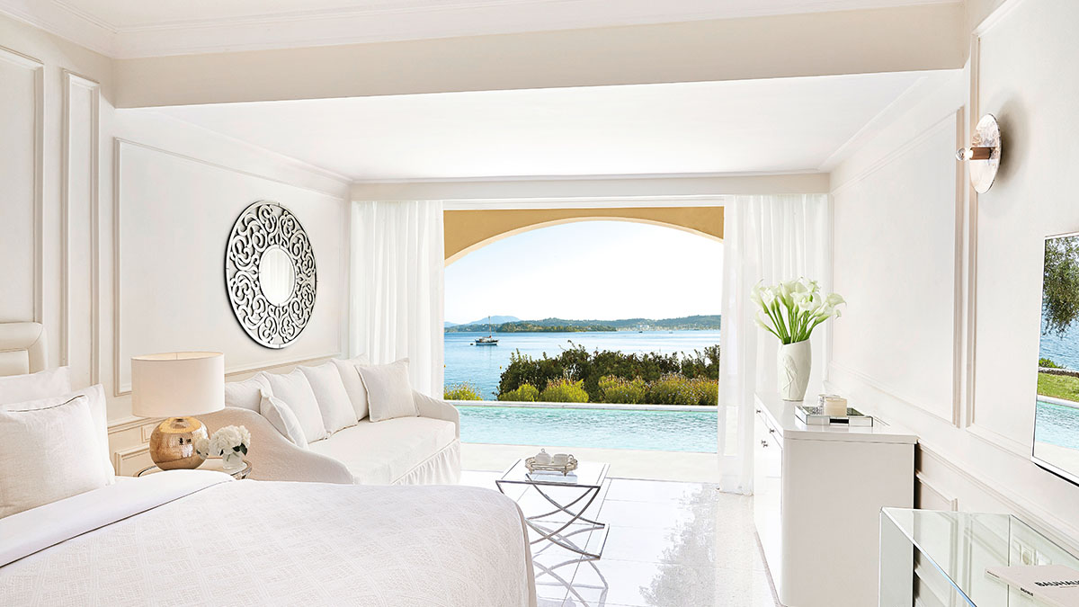 Swim Up Junior Bungalow Suite