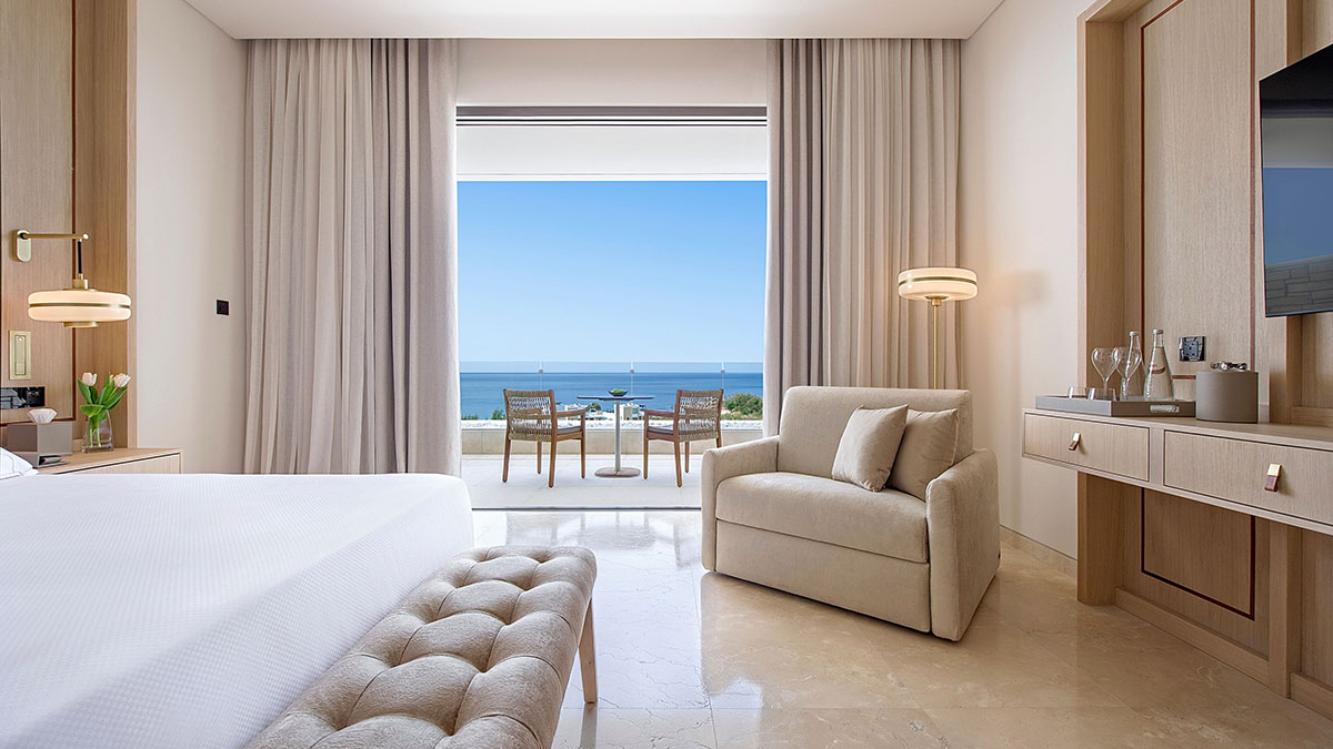 Cap One Bedroom Suite